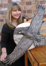Catherine Anderson Sculpture Artist - Wyaralong Eagle