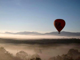 Hot Air Balloon - Balloons In Flight