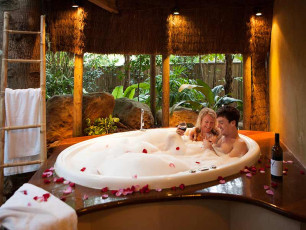 Rainforest Suite - relaxing double spa