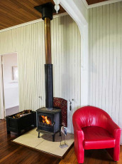 Seaview Cottage Lounge & Fire