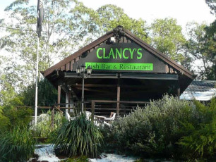 Clancys Bar & Restaurant Tamborine Mountain - Entrance