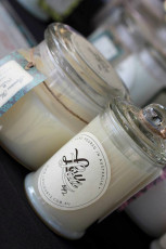 Tamborine Mountain Country Markets - Lou Lou by 2 Candles