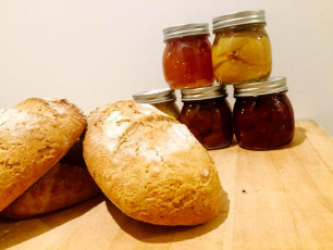 Yasabel Cottage Kitchen - Jams and Chutneys and Fresh Bread