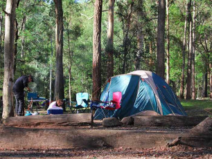 Caravan and Camping at Thunderbird Park - Camp Site