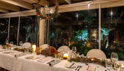 Cedar Creek Lodges - Rainforest Restaurant - Dining at night