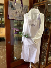 Nardoo Lavender Shop Gallery Walk - Robes